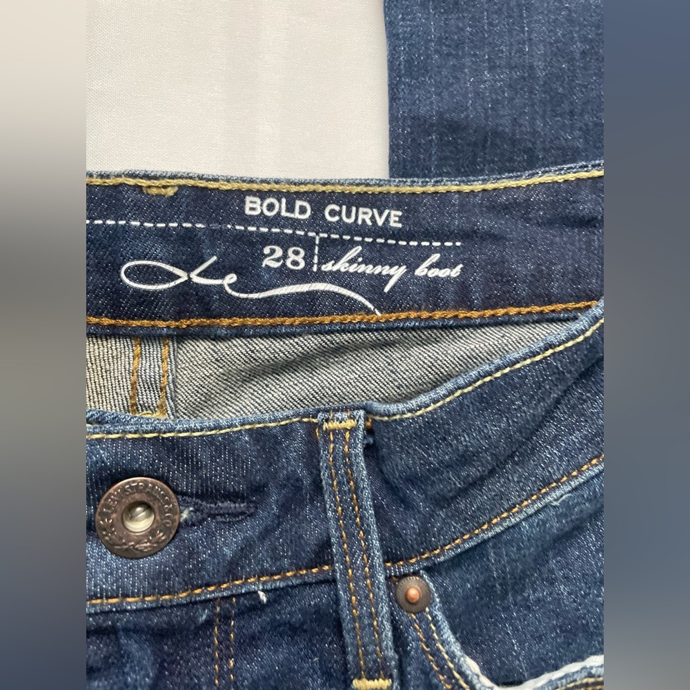 Levi’s Bold Curve Skinny Boot Womens Jean - Picture 3 of 10